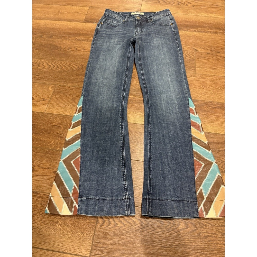 Women's Flare Jeans with Multicolor Chevron Design - Picture 6 of 16